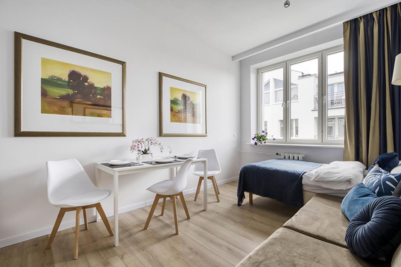 23 Unit Miniapartments Warszawa Lotnisko Okecie Fajne Ministudio Przy Bitwy Warszawskiej 外观 照片