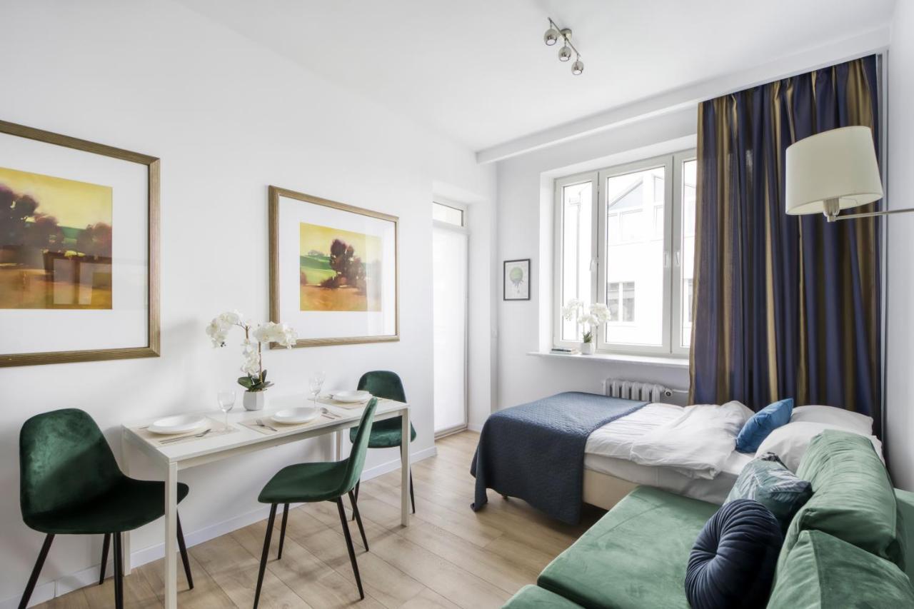 23 Unit Miniapartments Warszawa Lotnisko Okecie Fajne Ministudio Przy Bitwy Warszawskiej 外观 照片