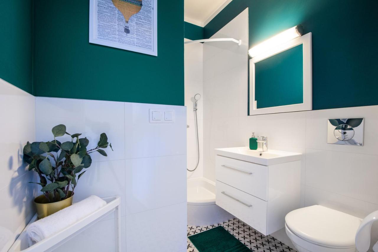 23 Unit Miniapartments Warszawa Lotnisko Okecie Fajne Ministudio Przy Bitwy Warszawskiej 外观 照片
